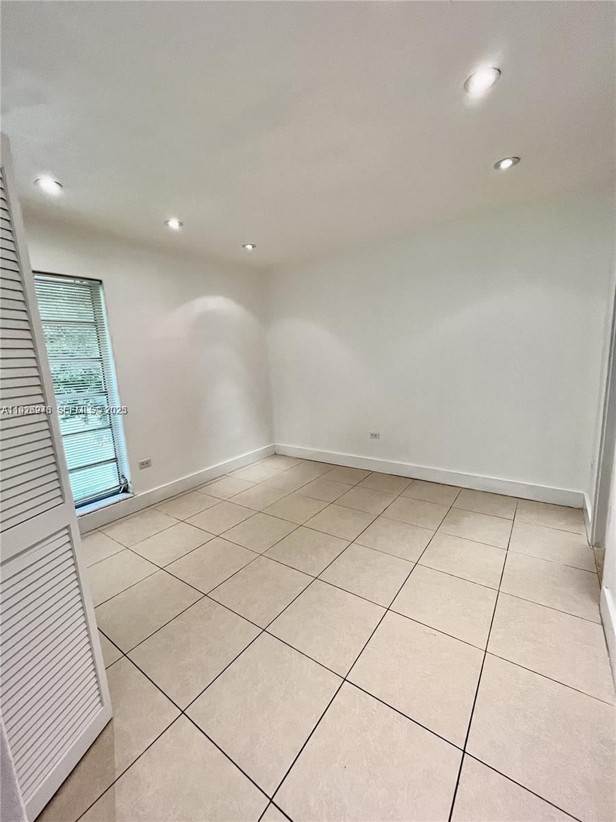 Real estate property located at 7250 94th Pl B6, Miami-dade, Sunset Palms West Condo, Miami, FL
