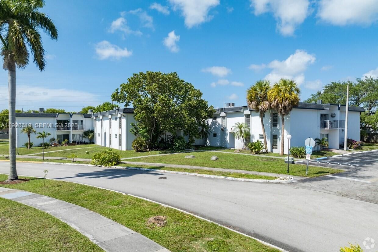 Real estate property located at 7220 94th Pl G4, Miami-dade, Sunset Palms West Condo, Miami, FL