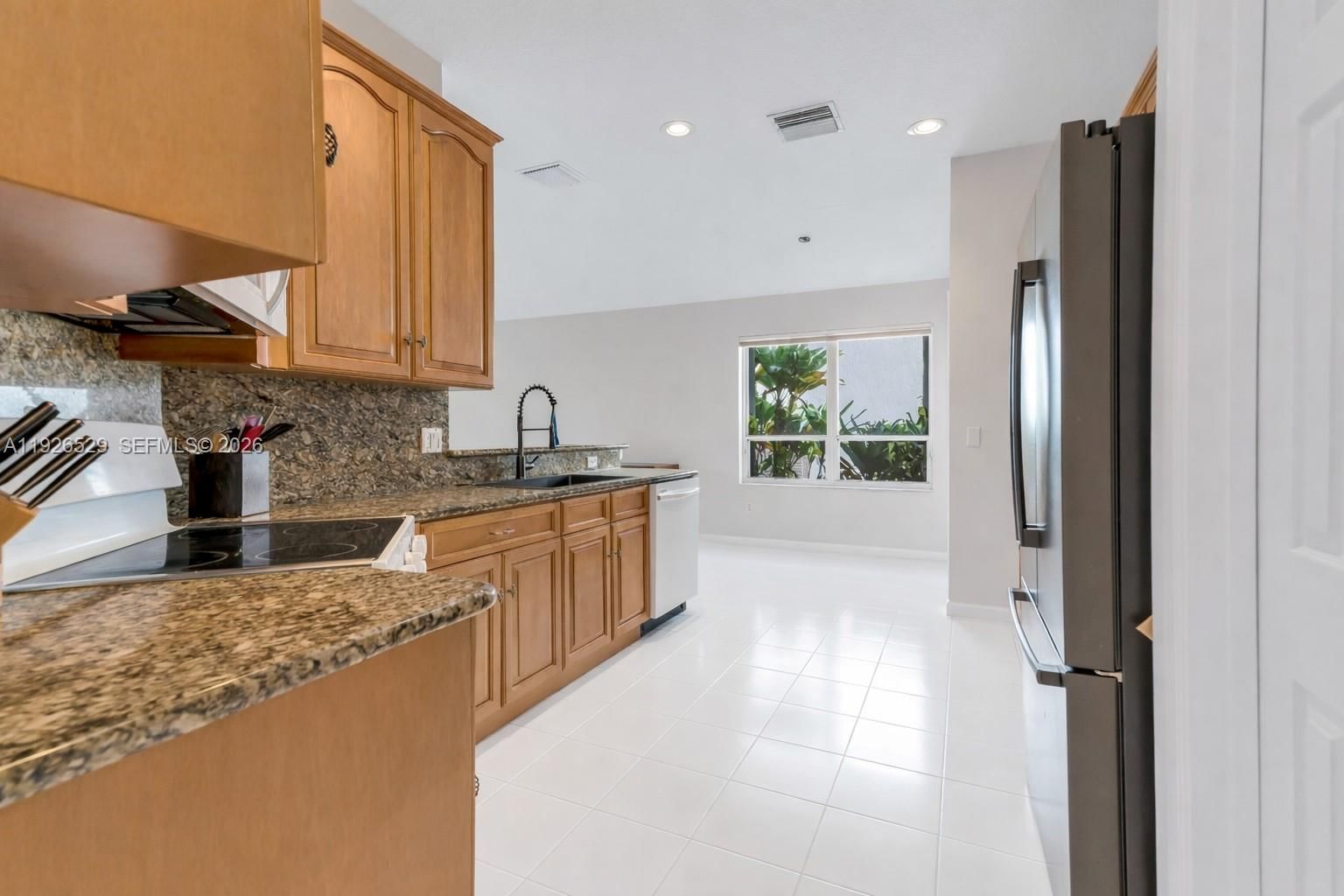 Real estate property located at 22065 Palm Grass Dr, Palm Beach, Boca Winds Par E, Boca Raton, FL