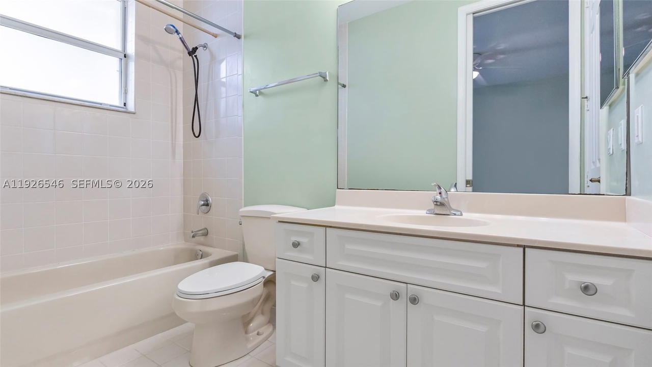 Real estate property located at 7116 Pinecreek Way, Broward, Pine Creek Plat, Coconut Creek, FL