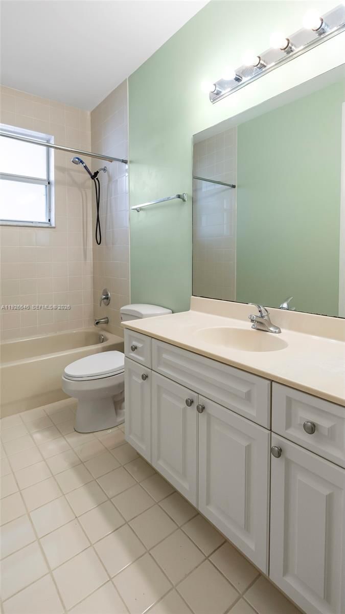 Real estate property located at 7116 Pinecreek Way, Broward, Pine Creek Plat, Coconut Creek, FL