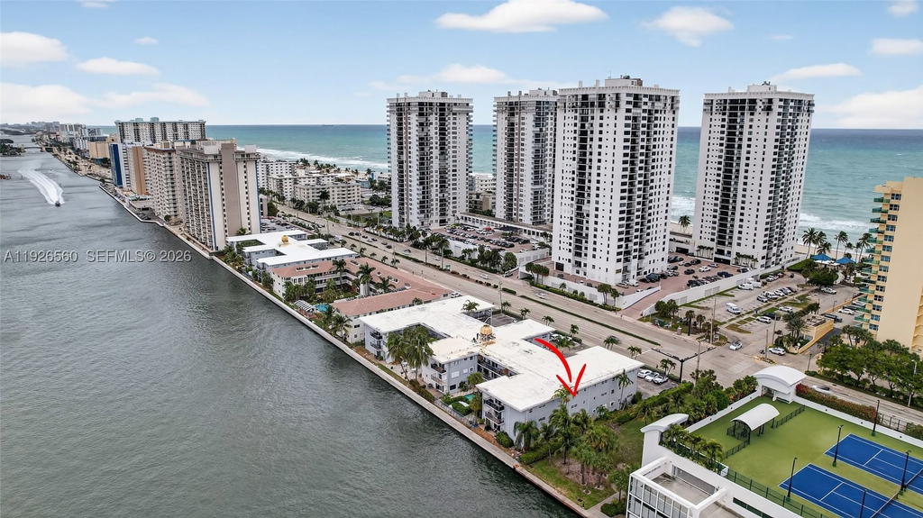 Real estate property located at 2600 Ocean Dr S315, Broward, Waterway @ Hollywood Beac, Hollywood, FL