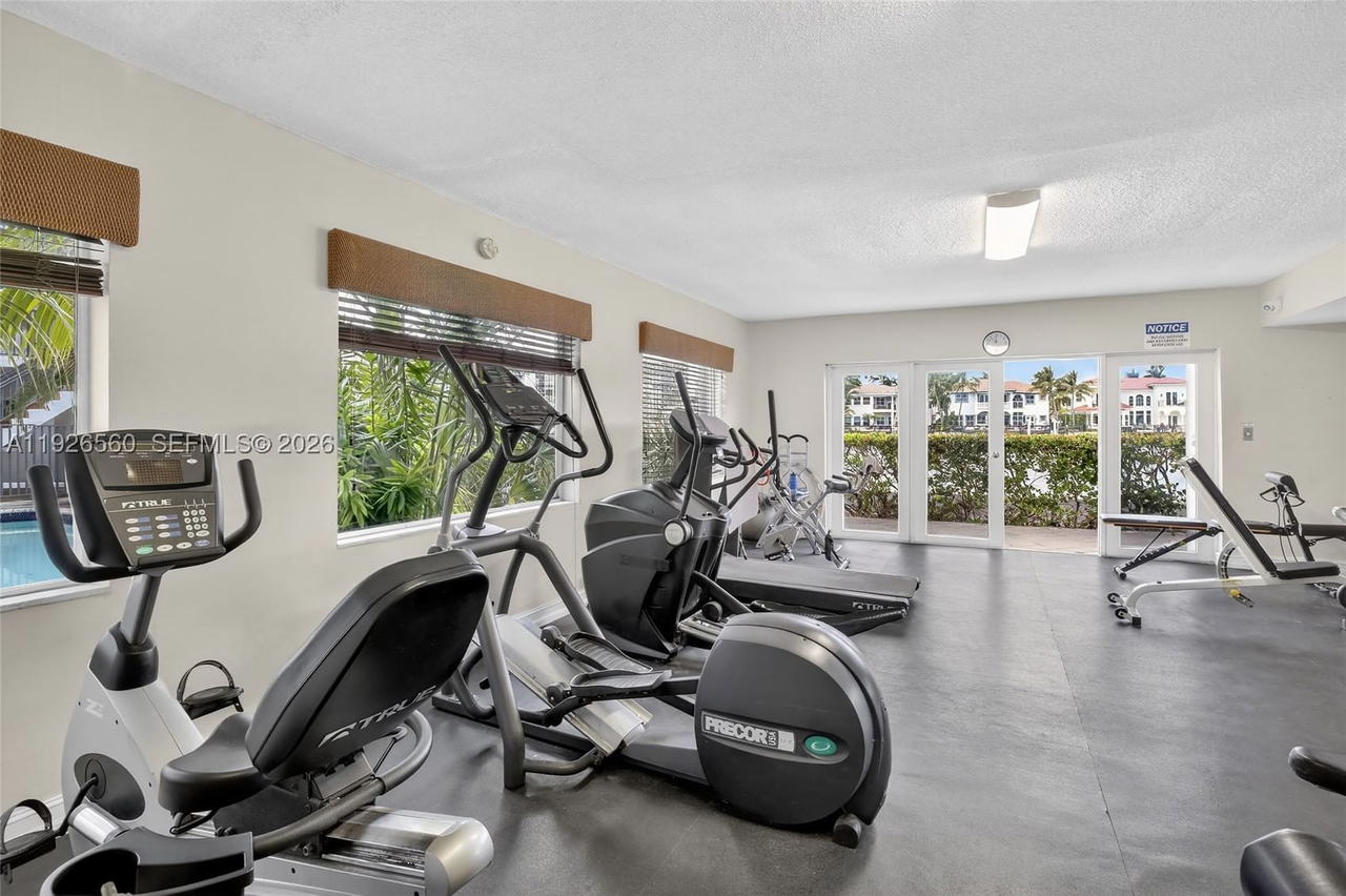 Real estate property located at 2600 Ocean Dr S315, Broward, Waterway @ Hollywood Beac, Hollywood, FL