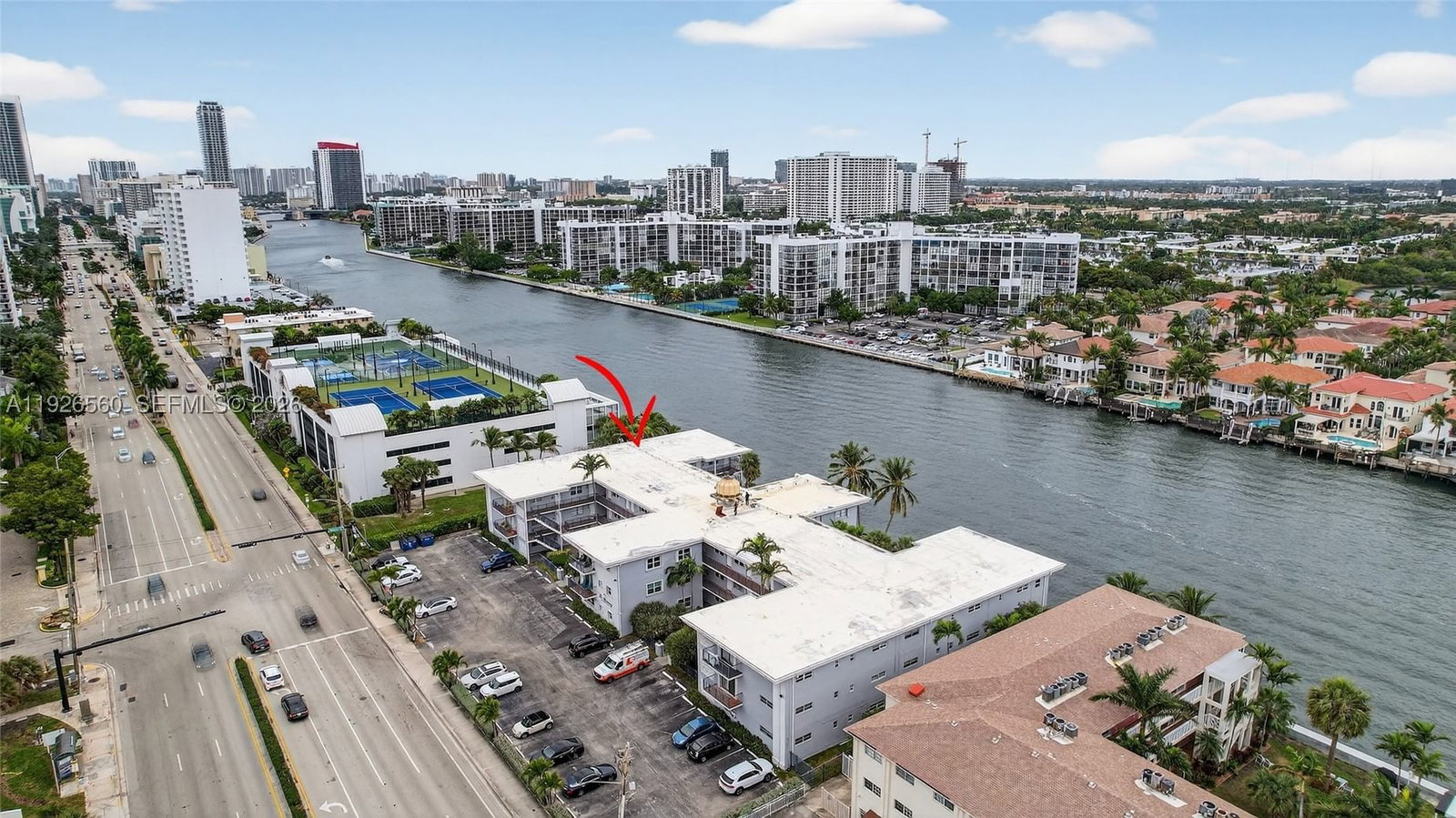 Real estate property located at 2600 Ocean Dr S315, Broward, Waterway @ Hollywood Beac, Hollywood, FL