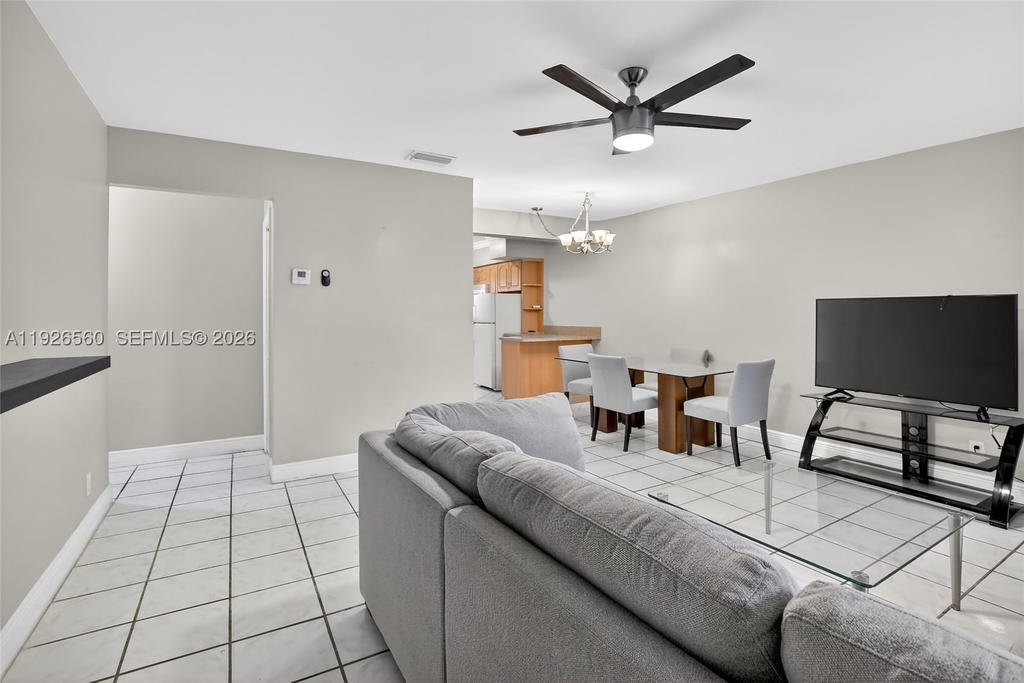 Real estate property located at 2600 Ocean Dr S315, Broward, Waterway @ Hollywood Beac, Hollywood, FL