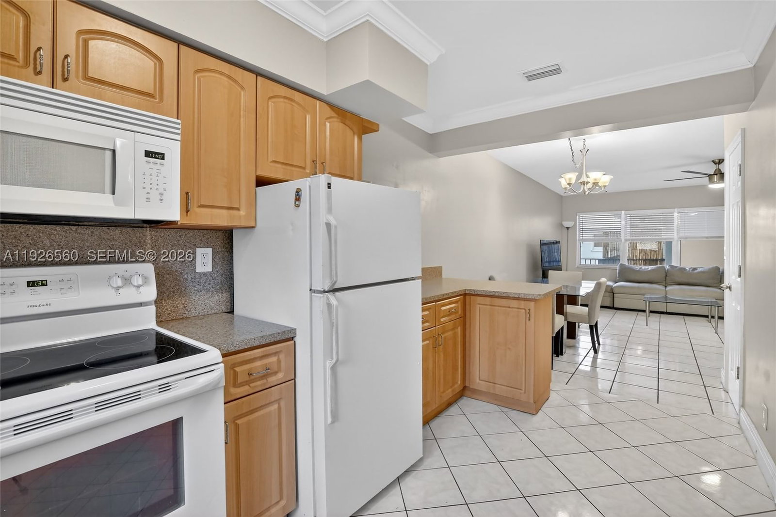 Real estate property located at 2600 Ocean Dr S315, Broward, Waterway @ Hollywood Beac, Hollywood, FL