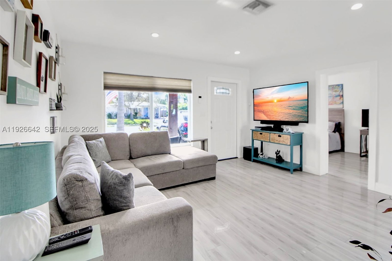 Real estate property located at 201 51st Ct, Broward, North Andrews Terrace Fir, Oakland Park, FL