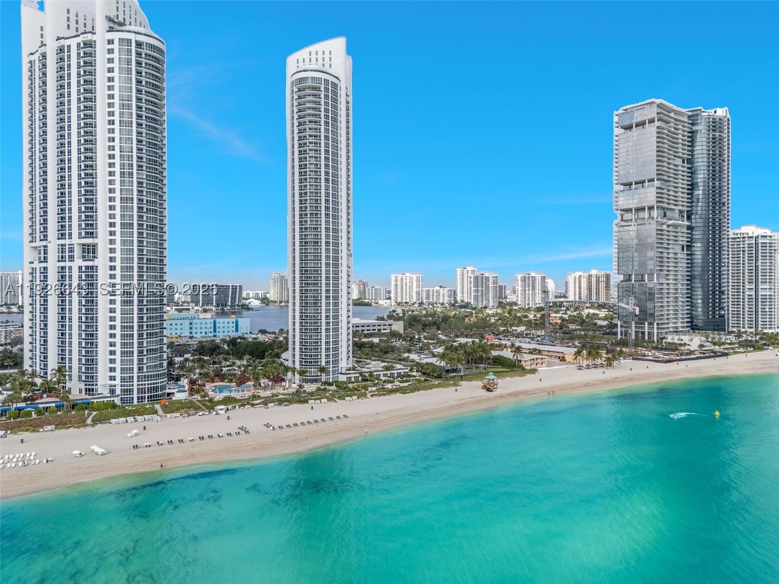 Real estate property located at 18201 Collins Ave #3907, Miami-dade, Trump Royale Condo, Sunny Isles Beach, FL