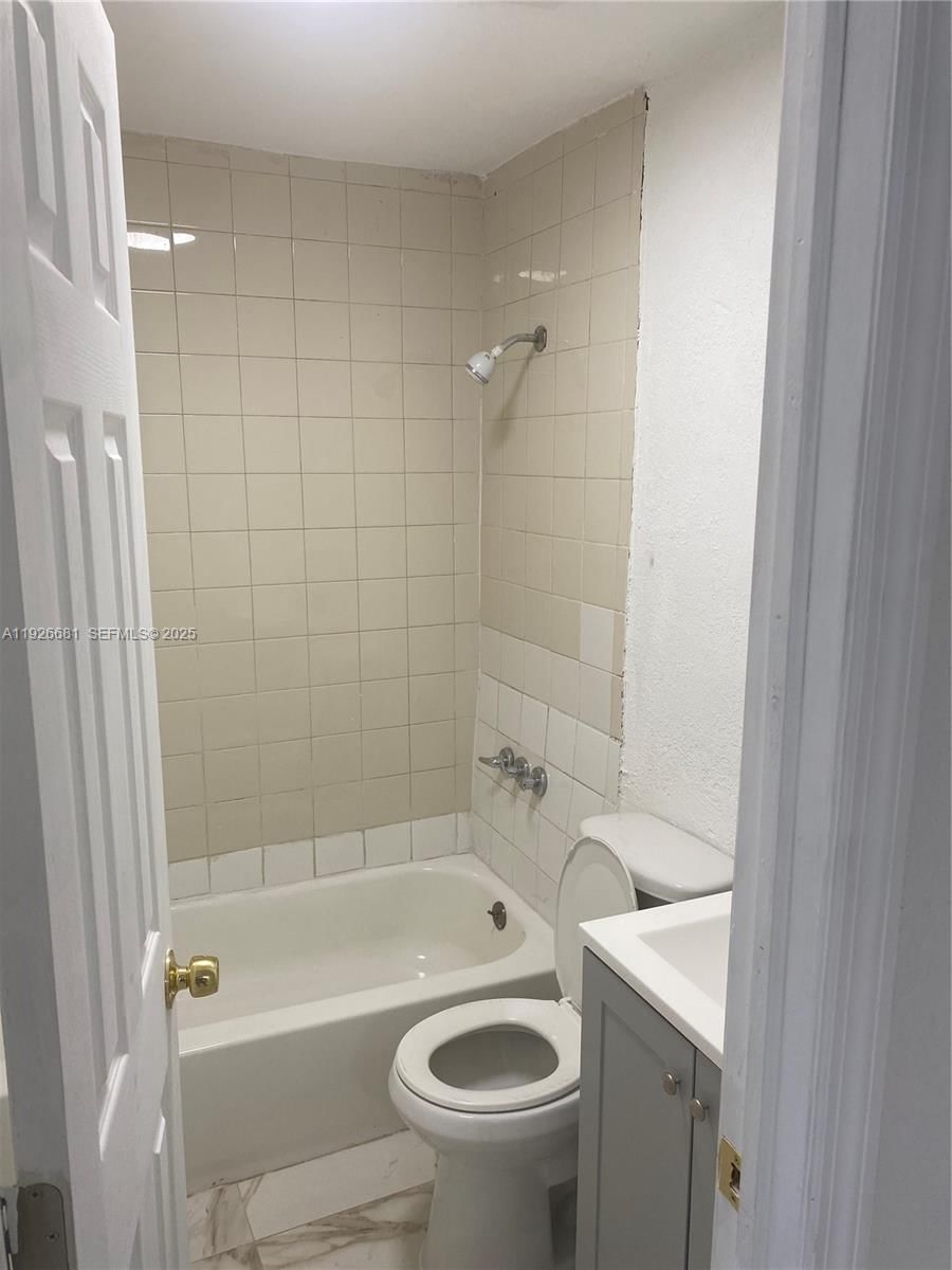 Real estate property located at 2122 5th St, Broward, Collier City, Pompano Beach, FL