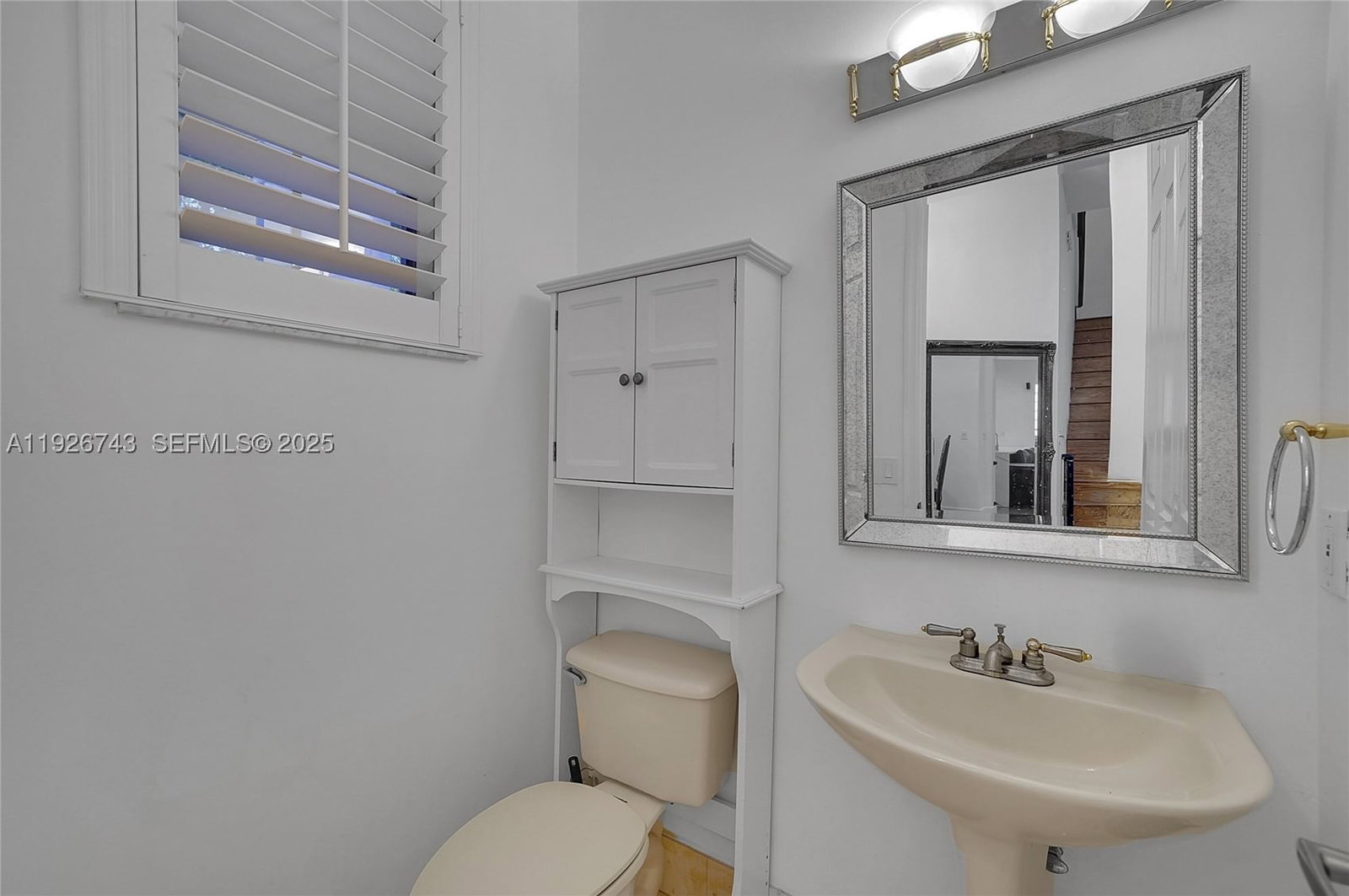 Real estate property located at 1135 Satinleaf St, Broward, West Lake Village Plat, Hollywood, FL