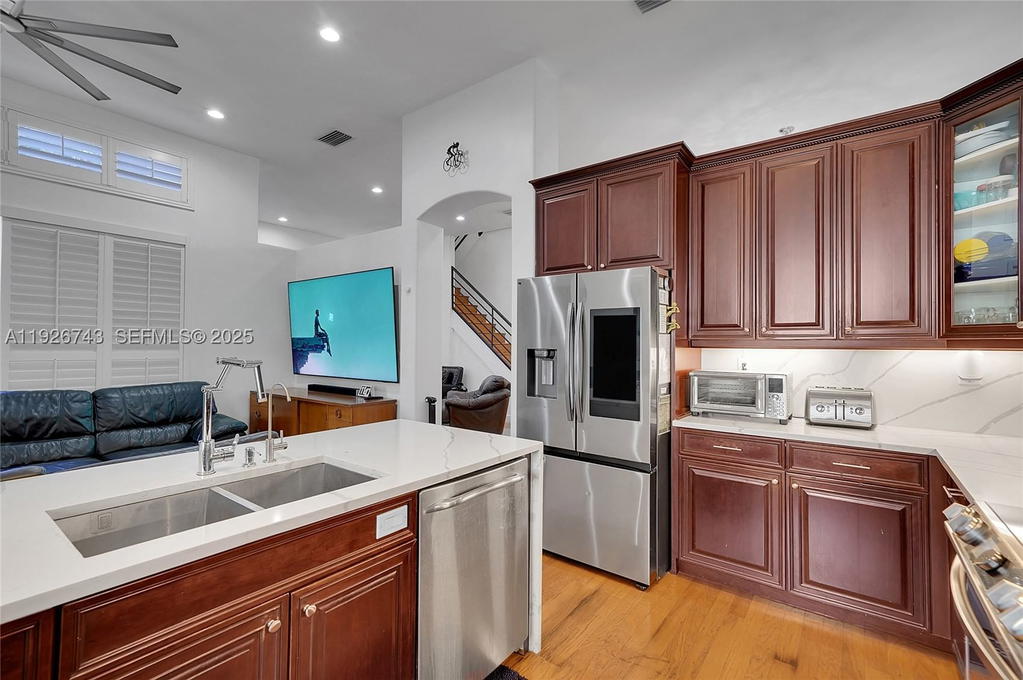 Real estate property located at 1135 Satinleaf St, Broward, West Lake Village Plat, Hollywood, FL