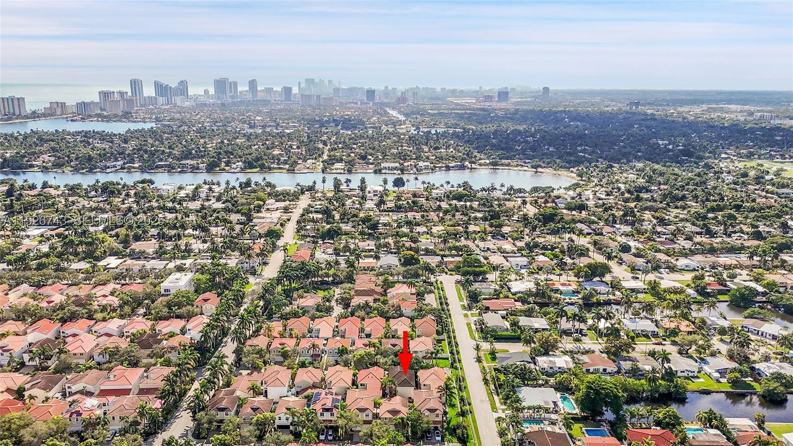 Real estate property located at 1135 Satinleaf St, Broward, West Lake Village Plat, Hollywood, FL