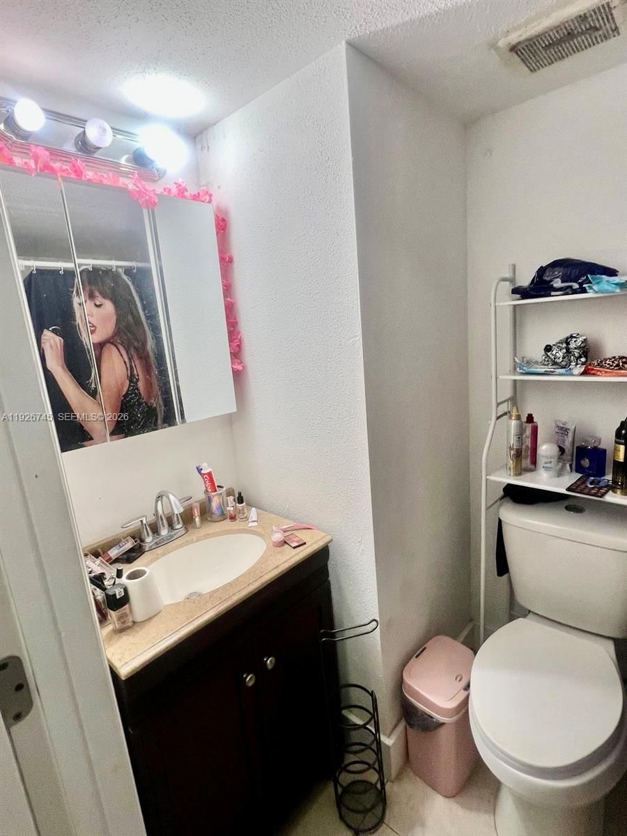 Real estate property located at 3780 165th St, Miami-dade, Venetian Gardens Acrespb, Miami Gardens, FL