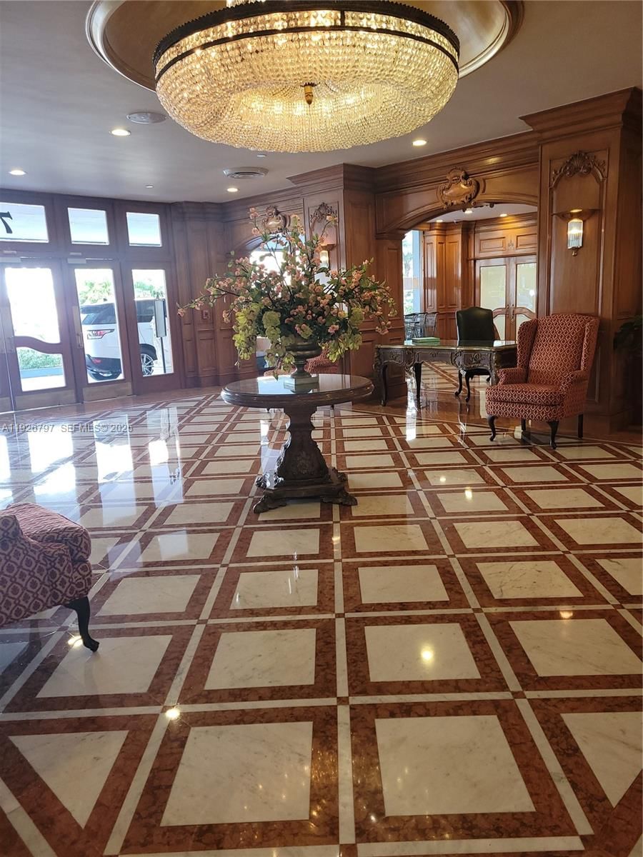 Real estate property located at 700 Biltmore Way #915, Miami-dade, David William Hotel Condo, Coral Gables, FL