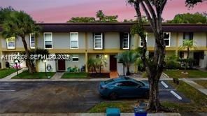 Real estate property located at 3331 Farragut St #8A, Broward, Hollywood Gardens Condomi, Hollywood, FL
