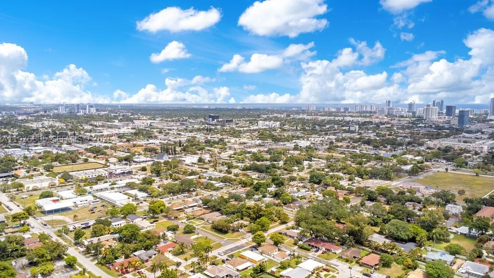 Real estate property located at 417 3rd St, Broward, Hallandale Garden Park, Hallandale Beach, FL