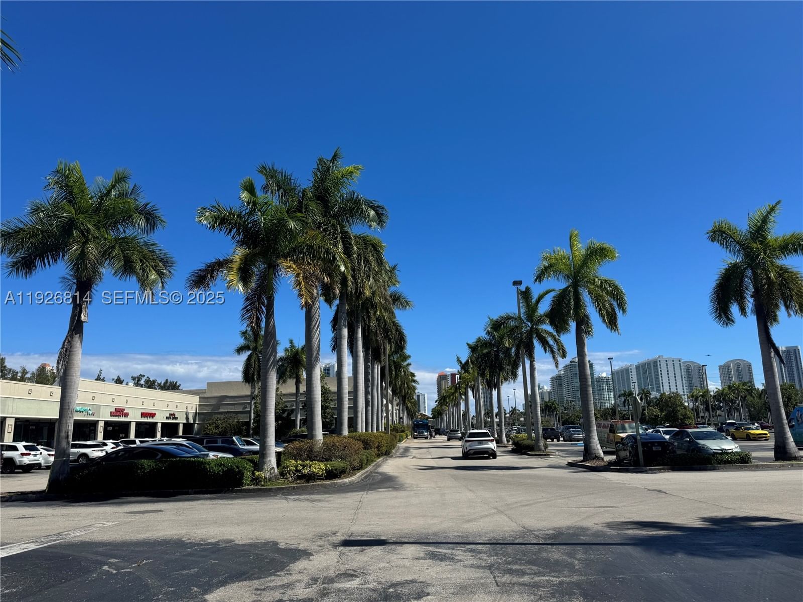 Real estate property located at 3660 166th St #812, Miami-dade, Eastern Shores White Hous, North Miami Beach, FL