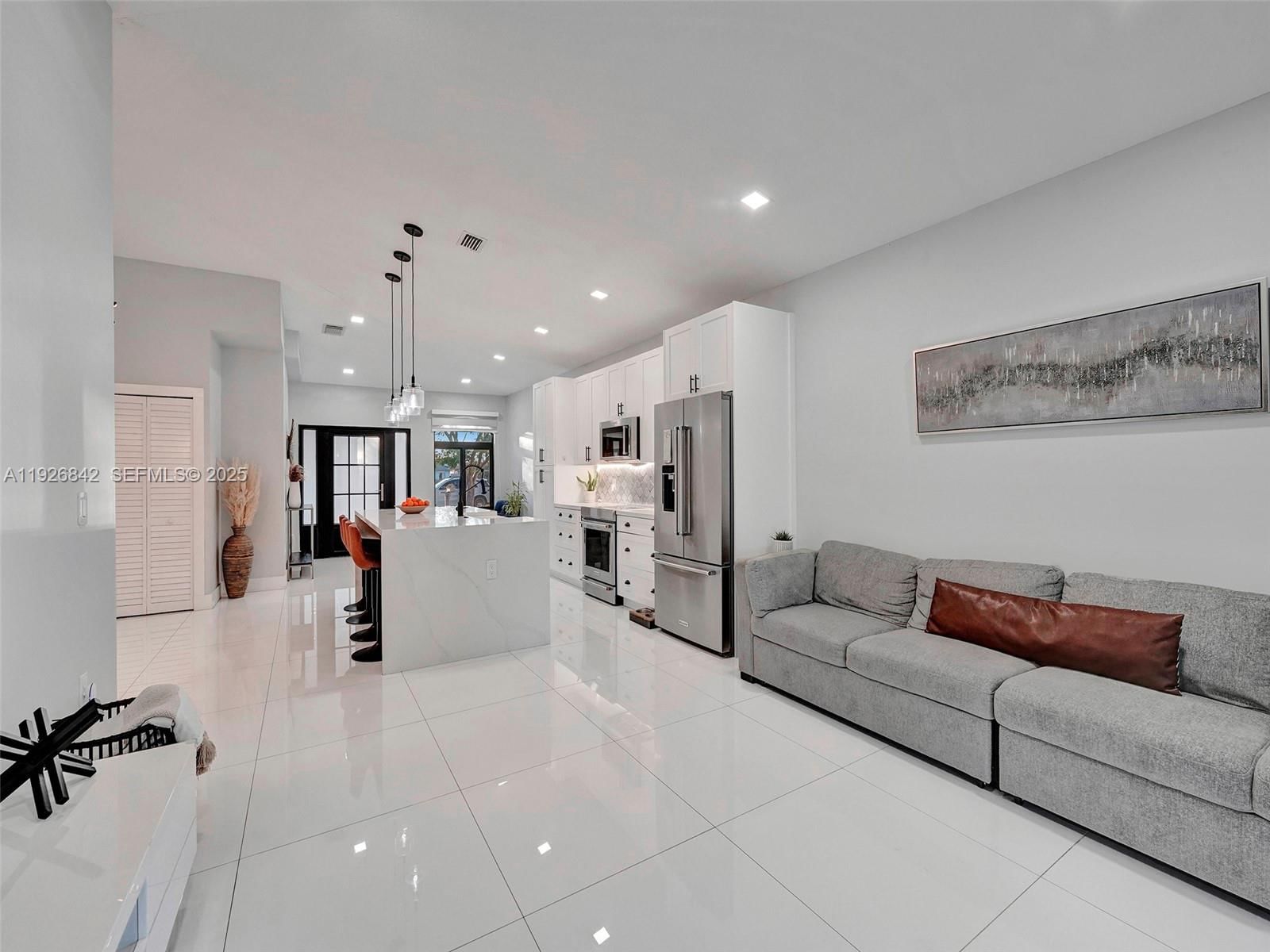 Real estate property located at 19901 77th Ct, Miami-dade, North Palm Estates Homes, Hialeah, FL