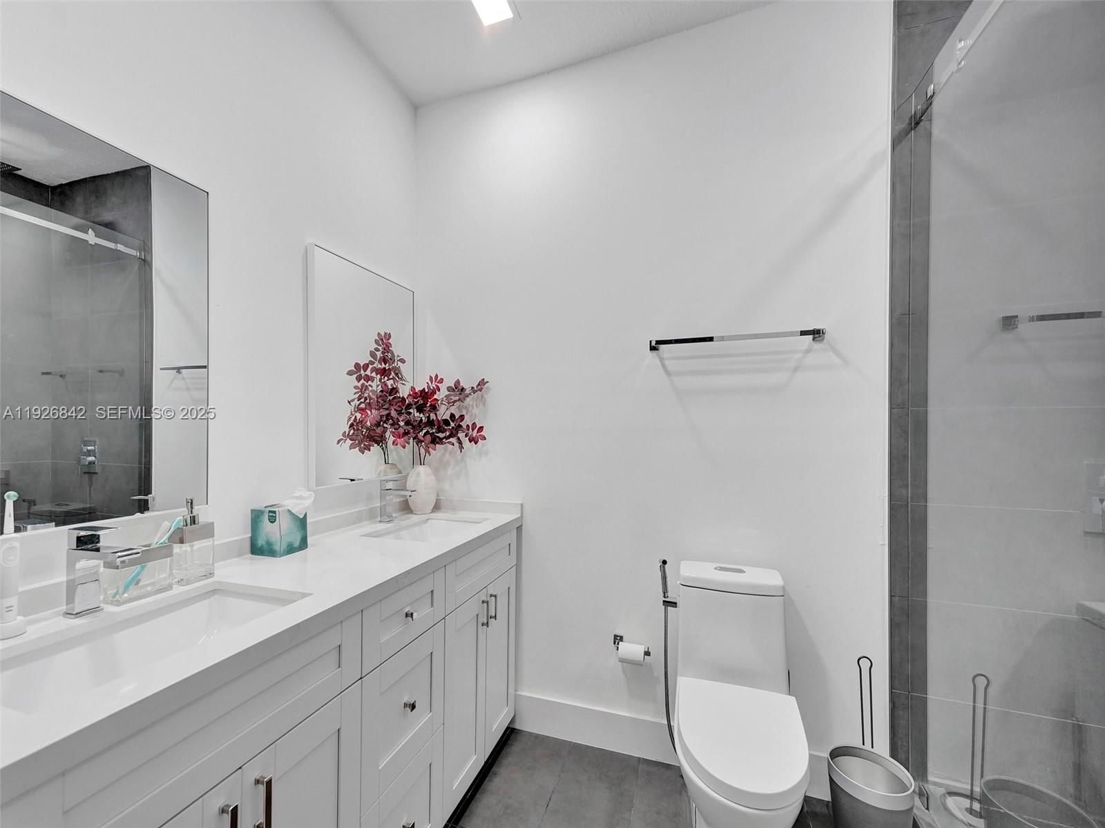 Real estate property located at 19901 77th Ct, Miami-dade, North Palm Estates Homes, Hialeah, FL