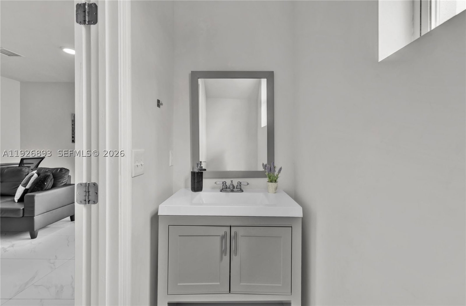 Real estate property located at 1968 25th Ave, Miami-dade, River Park, Miami, FL