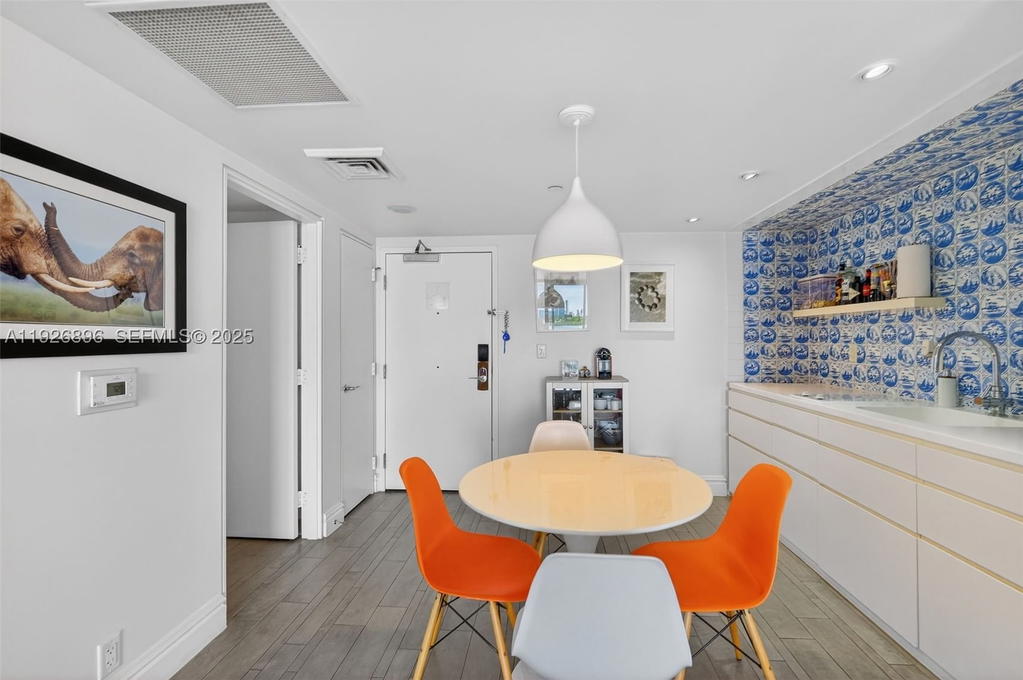 Real estate property located at 1100 West Ave #624, Miami-dade, 1100 West Condo, Miami Beach, FL