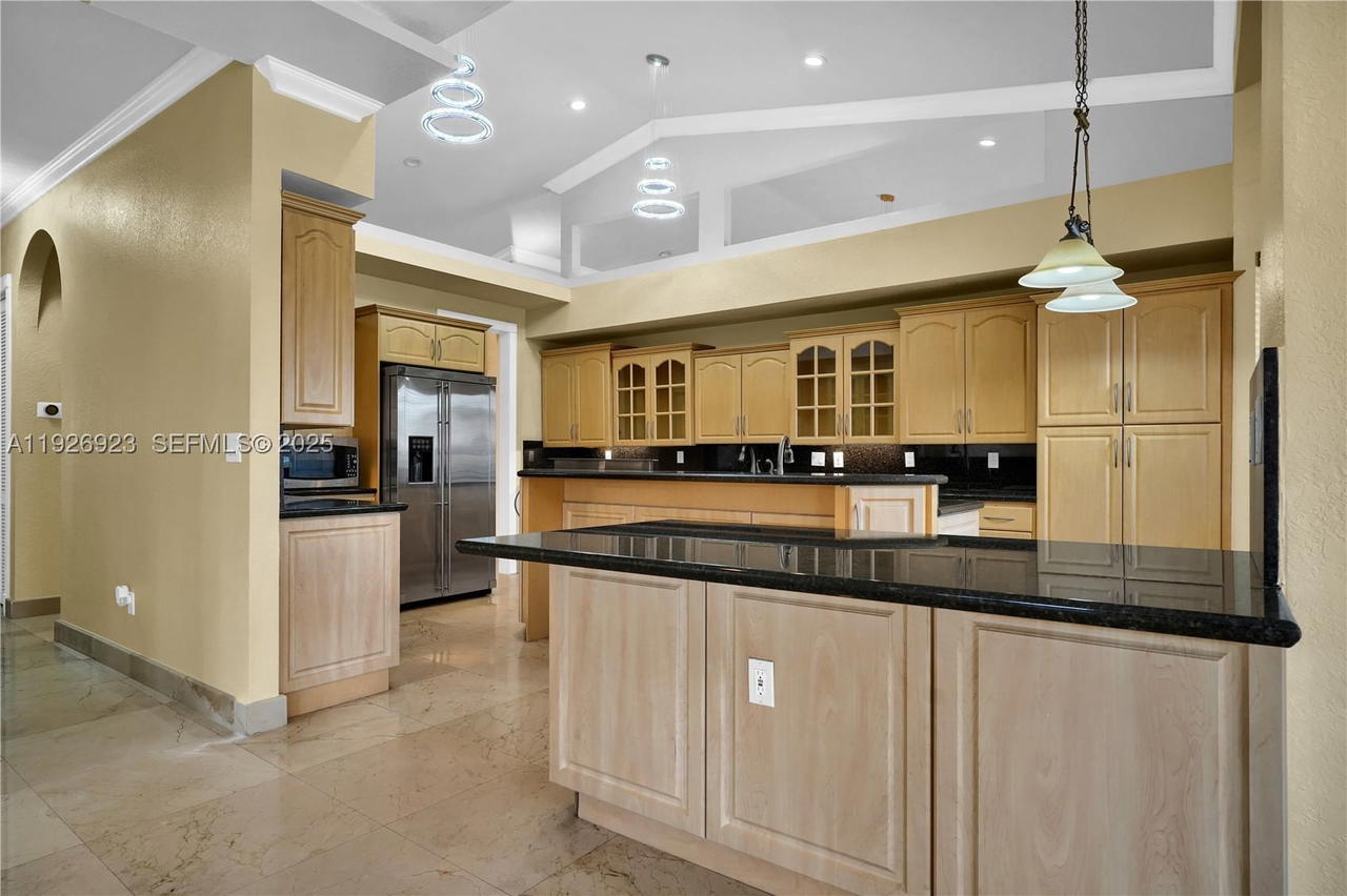 Real estate property located at 3001 132nd Ave, Miami-dade, J G Heads Farms Unit A, Miami, FL