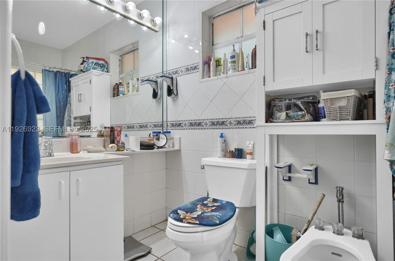 Real estate property located at 3001 132nd Ave, Miami-dade, J G Heads Farms Unit A, Miami, FL