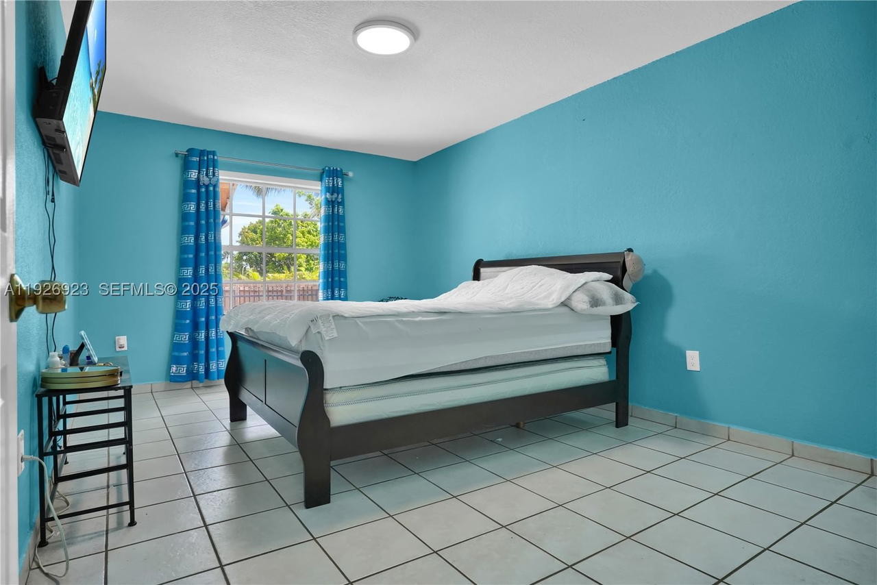 Real estate property located at 3001 132nd Ave, Miami-dade, J G Heads Farms Unit A, Miami, FL