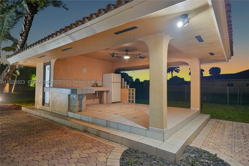Real estate property located at 3001 132nd Ave, Miami-dade, J G Heads Farms Unit A, Miami, FL