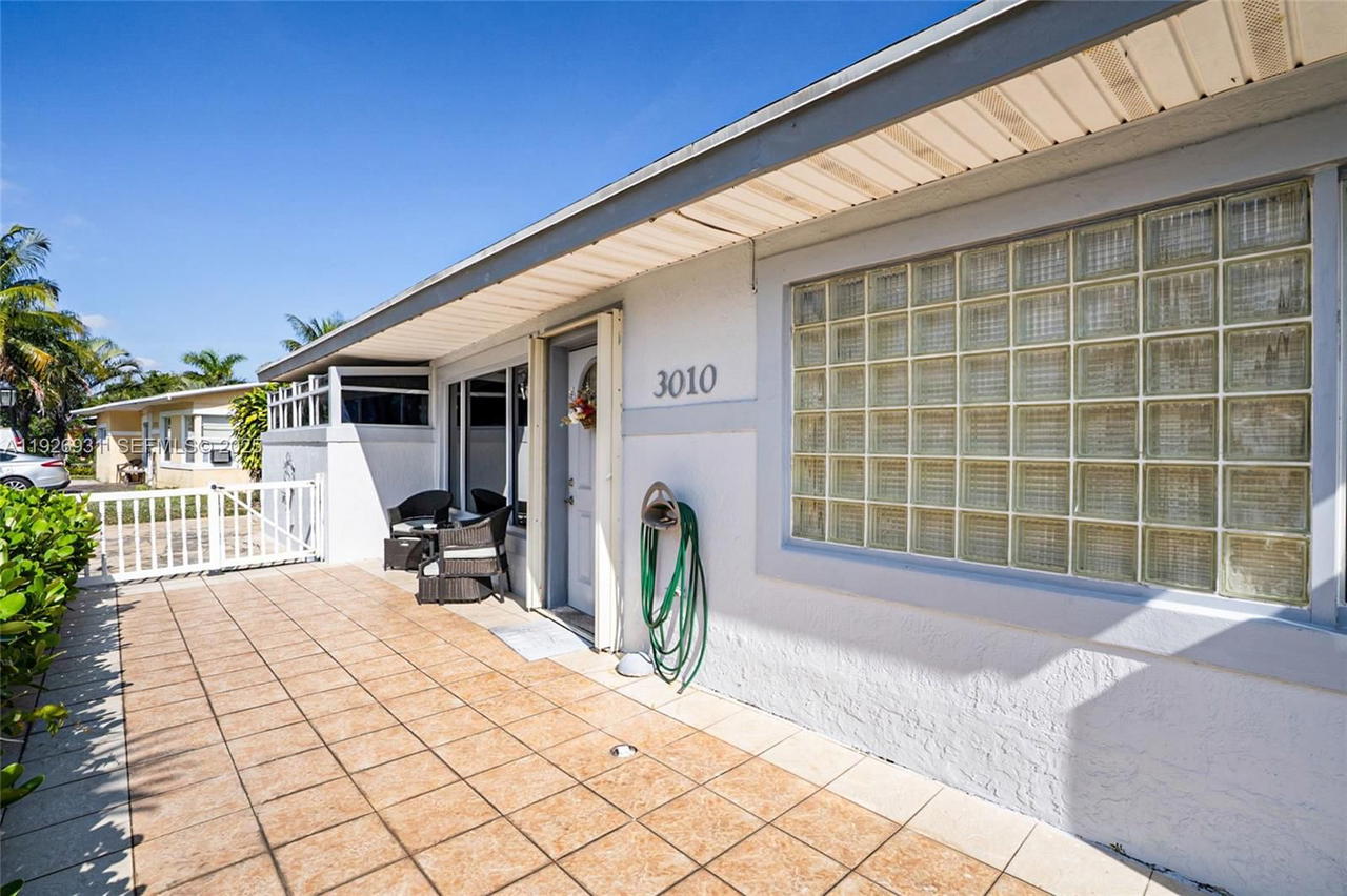 Real estate property located at 3010 10th Ter, Broward, Cresthaven No 5, Pompano Beach, FL