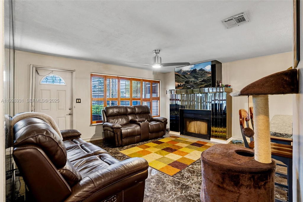 Real estate property located at 3010 10th Ter, Broward, Cresthaven No 5, Pompano Beach, FL