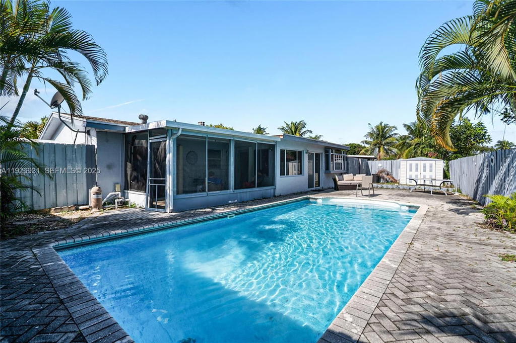 Real estate property located at 3010 10th Ter, Broward, Cresthaven No 5, Pompano Beach, FL
