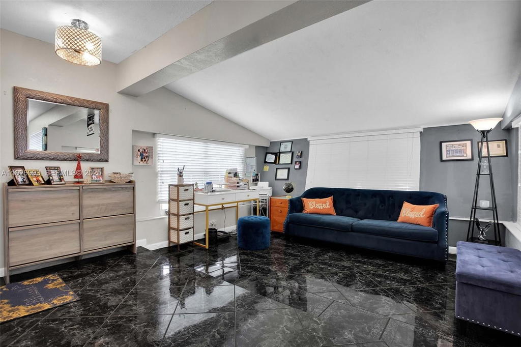 Real estate property located at 2410 Flamingo Dr, Broward, Miramar Sec 8, Miramar, FL
