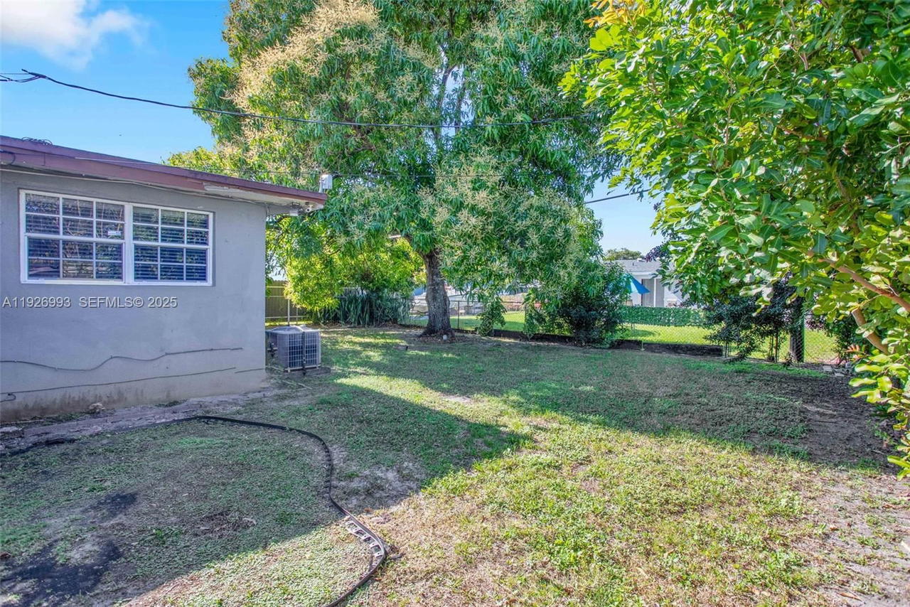 Real estate property located at 2410 Flamingo Dr, Broward, Miramar Sec 8, Miramar, FL
