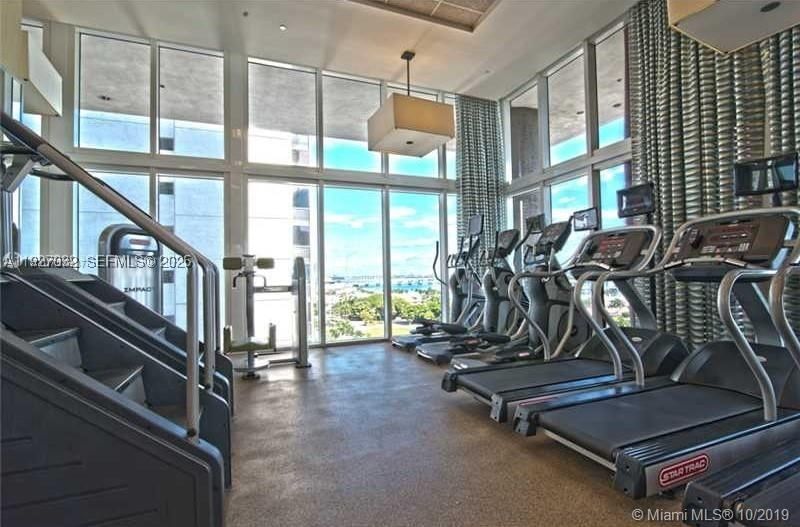 Real estate property located at 50 BISCAYNE Blvd #3807, Miami-dade, 50 Biscayne Condo, Miami, FL