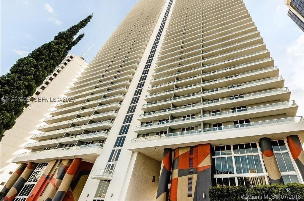 Real estate property located at 50 BISCAYNE BLVD #1703, Miami-dade, 50 Biscayne Condo, Miami, FL