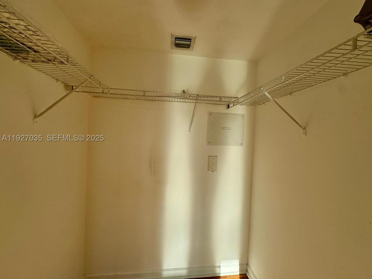 Real estate property located at 50 BISCAYNE BLVD #1703, Miami-dade, 50 Biscayne Condo, Miami, FL