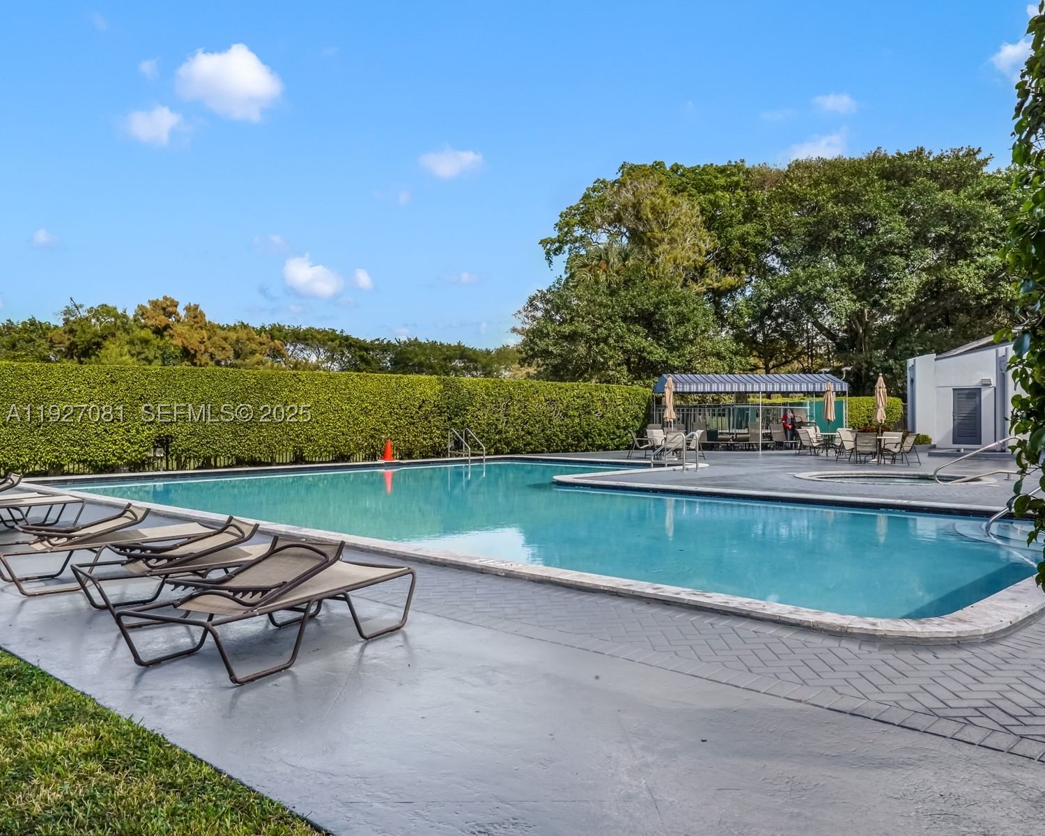 Real estate property located at 8320 Sands Point Blvd M301, Broward, Sands Point Condominium I, Tamarac, FL