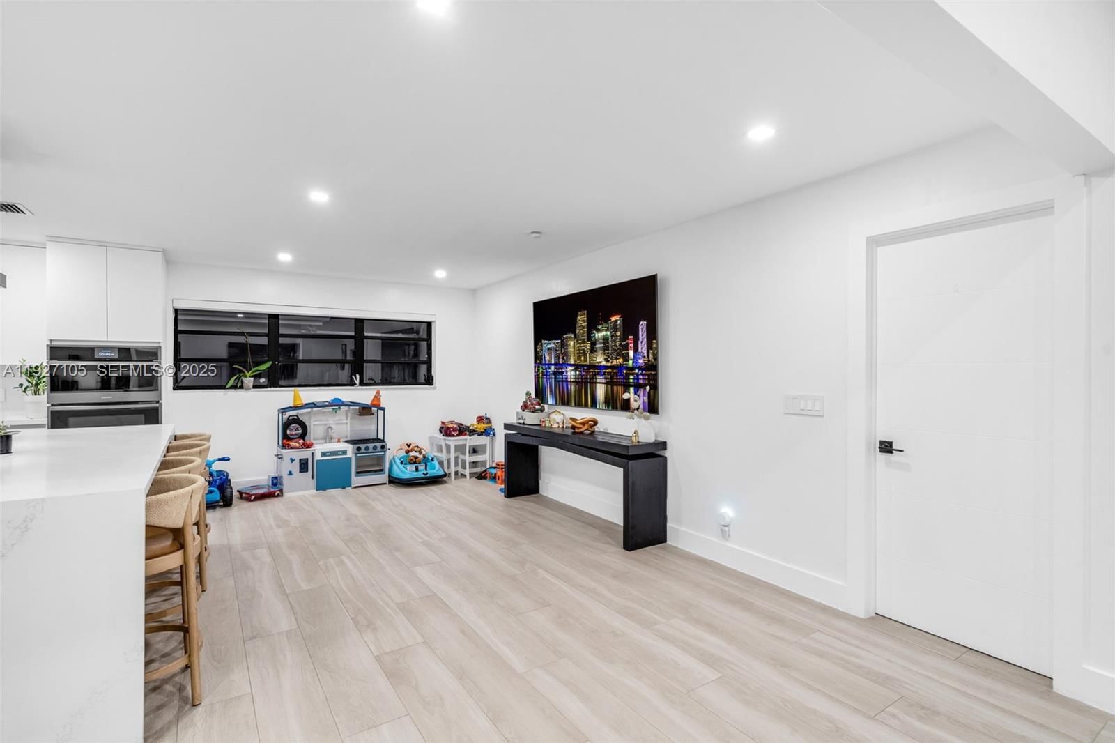 Real estate property located at 10380 49th Pl, Broward, Gateland Estates, Cooper City, FL