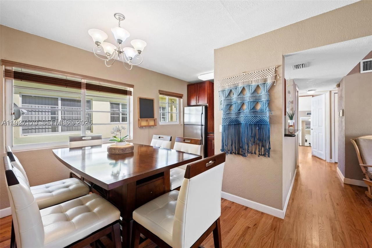 Real estate property located at 8345 Byron Ave #6, Miami-dade, Ritz Royal Palm Condo, Miami Beach, FL