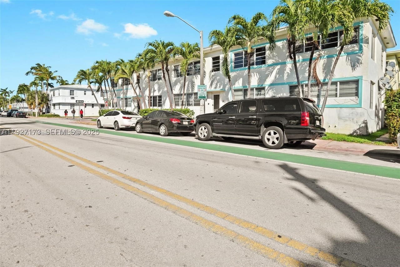 Real estate property located at 8345 Byron Ave #6, Miami-dade, Ritz Royal Palm Condo, Miami Beach, FL