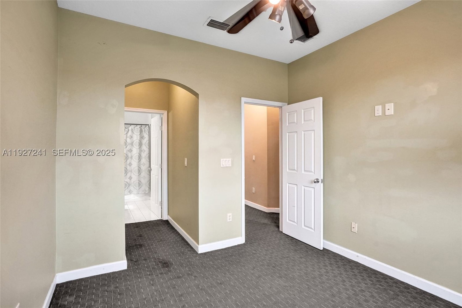 Real estate property located at 4909 Schooner Drive, Broward, Villas At Harbor Isles Con, Fort Lauderdale, FL
