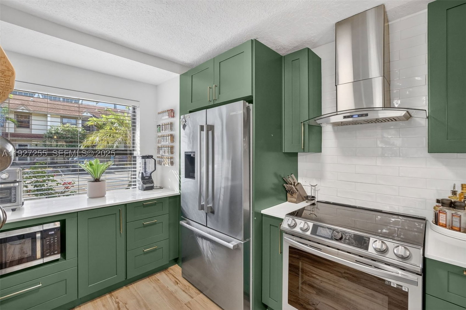 Real estate property located at 237 City View Dr #237, Broward, City View Townhomes, Fort Lauderdale, FL