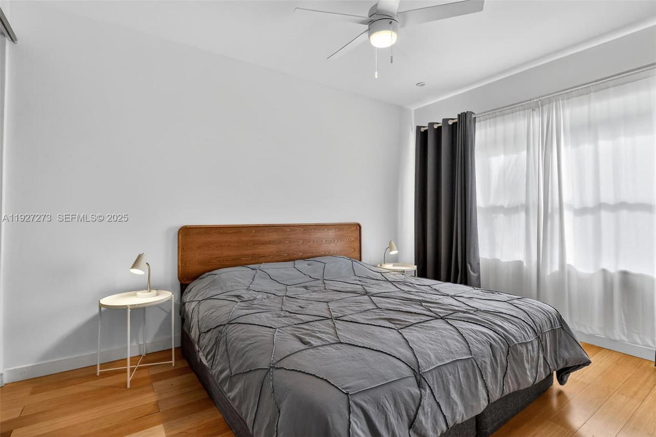 Real estate property located at 1555 Pennsylvania Ave #205, Miami-dade, Sobe Phoenix Condo, Miami Beach, FL
