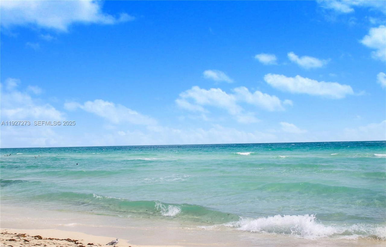 Real estate property located at 1555 Pennsylvania Ave #205, Miami-dade, Sobe Phoenix Condo, Miami Beach, FL