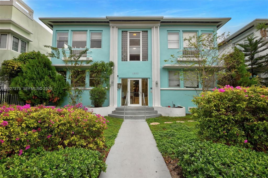Real estate property located at 1555 Pennsylvania Ave #205, Miami-dade, Sobe Phoenix Condo, Miami Beach, FL