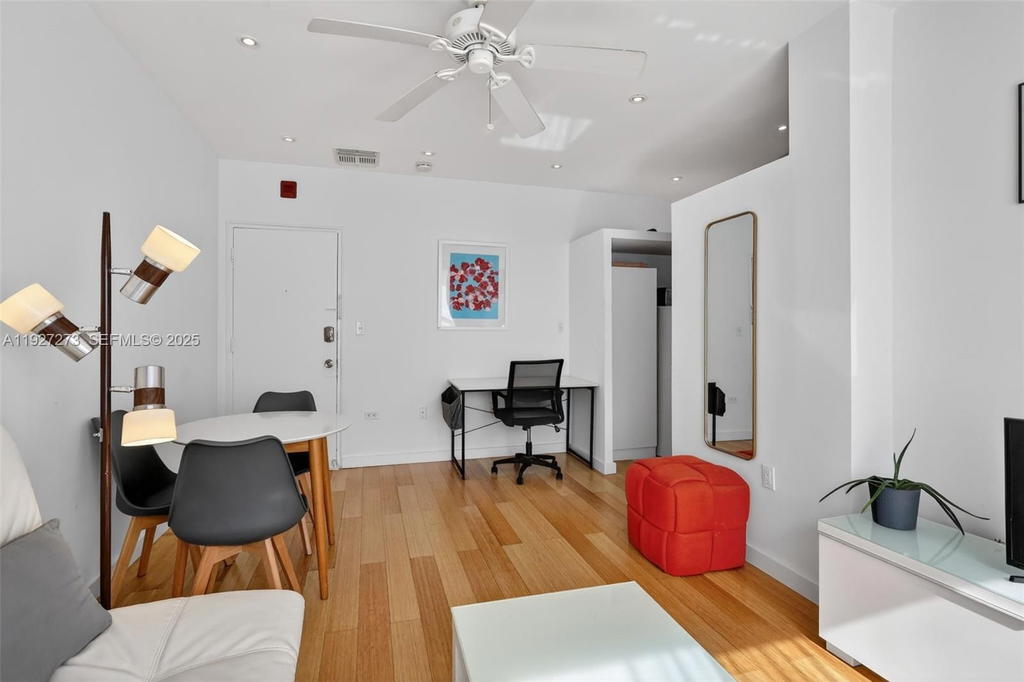 Real estate property located at 1555 Pennsylvania Ave #205, Miami-dade, Sobe Phoenix Condo, Miami Beach, FL