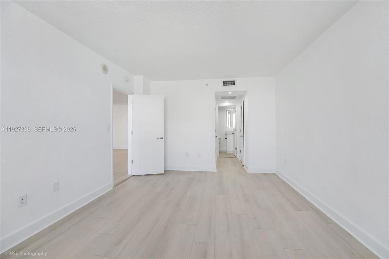 Real estate property located at 401 69th St #613, Miami-dade, 401 Blu Of North Beach Co, Miami Beach, FL