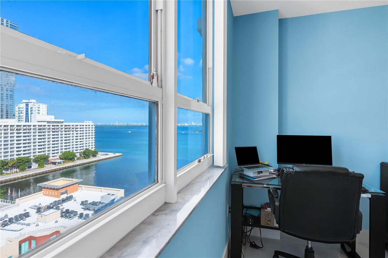Real estate property located at 2000 Bayshore Dr #1503, Miami-dade, Cite Condo, Miami, FL