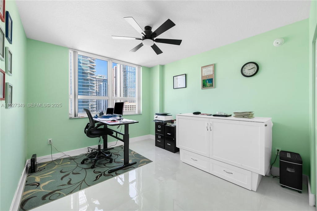 Real estate property located at 2000 Bayshore Dr #1503, Miami-dade, Cite Condo, Miami, FL